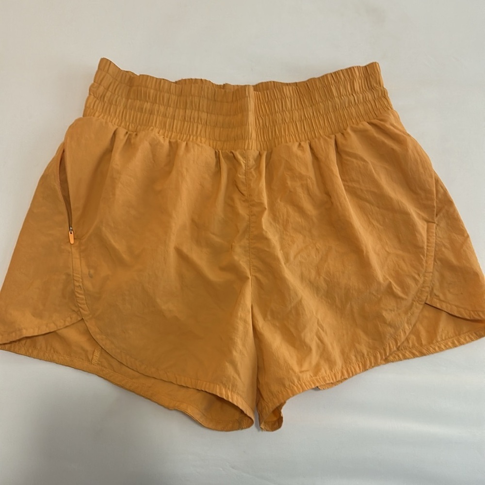 All in Motion Women's High-Rise Flex Shorts 3" in Organge Size S - Picture 5 of 10